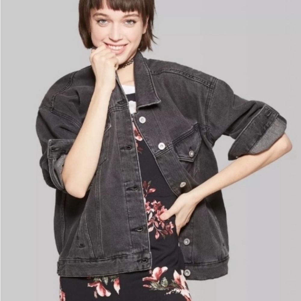 White Fable trucker denim jean jacket large GUC